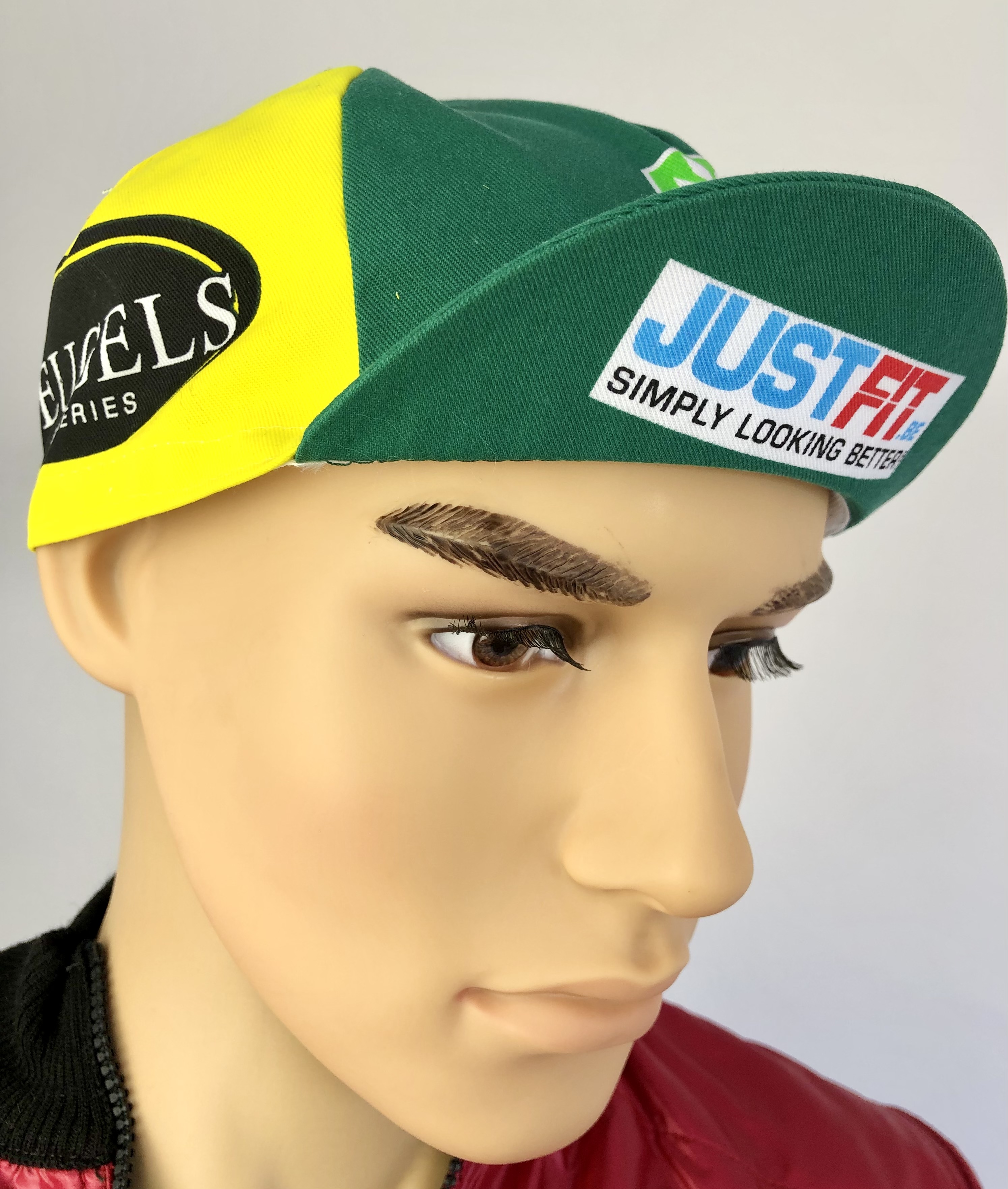 https://classic-cycle.de/media/image/f5/84/81/Rennradkappe_historical_team_cap_retro_cyling_radmutze_rennkappe_radlercap_la_casquette_fahrradkultur__-Colnago1.jpg