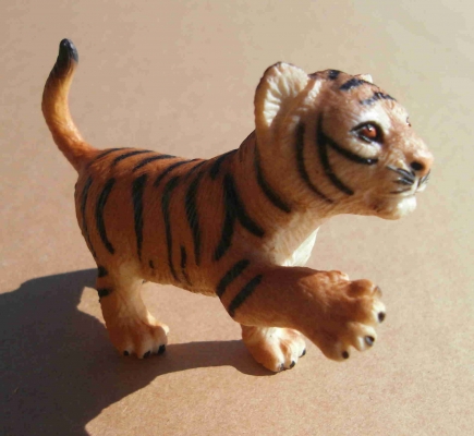 Fender Ornament Tiger Puppy